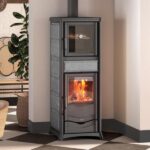 Stufa a Legna Rossella Plus Forno 5.0 Petra pietra naturale La Nordica Extraflame 9,4 KW